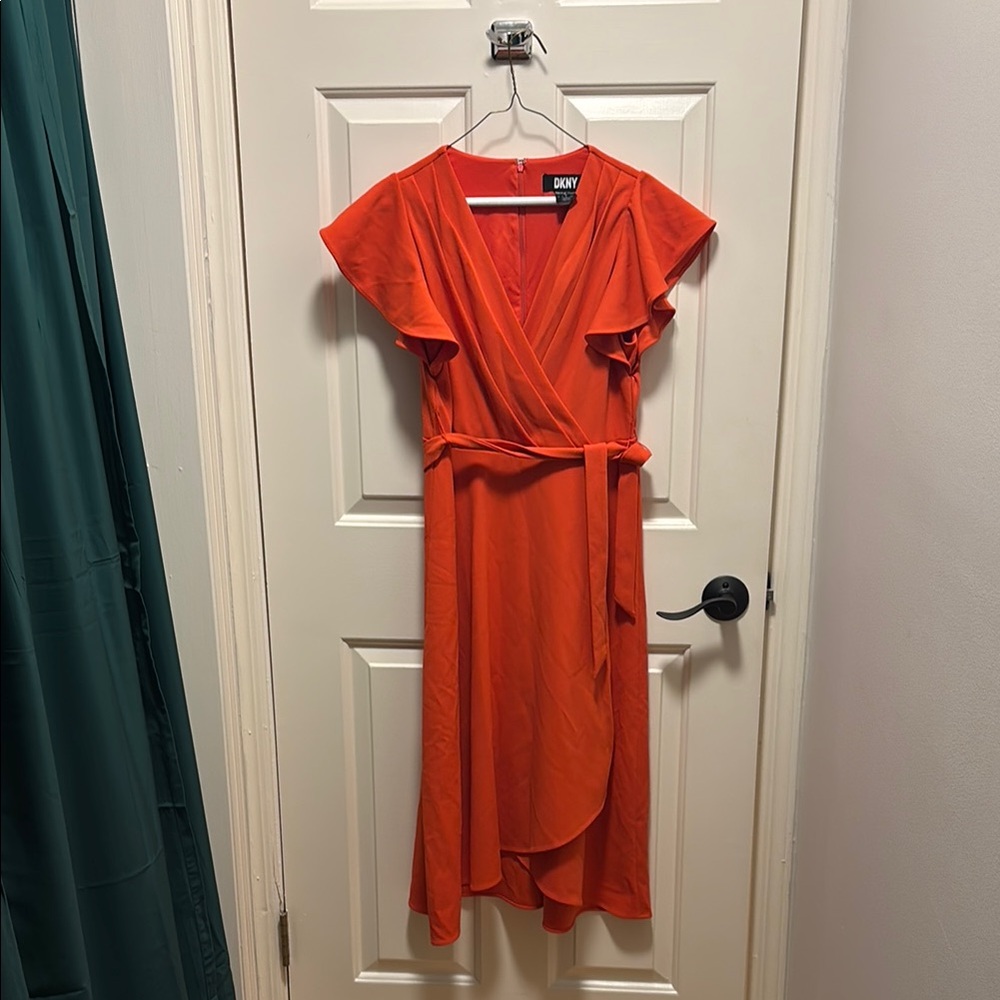 Dkny Coral Sundress with Flutter Sleeves and V-Neck for Cocktail